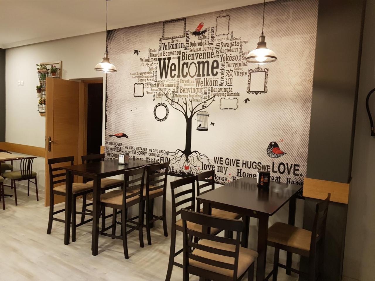 Hostal Restaurante El Abuelo Trobajo Del Camino Εξωτερικό φωτογραφία